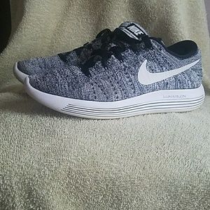 Nike women running shoe